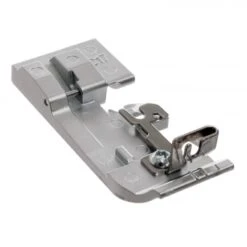 Bernina Schnureinnähfuß C17