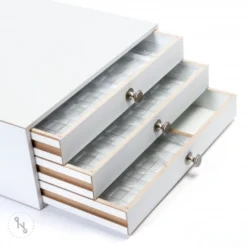 Madeira Garnschatulle Leer 7 Madeira Garnschatulle Leer -Nahmaschine Shop madeira stickgarn truhe weiss offen