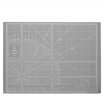 NähPark Patchwork-Schneidematte Grau 66 Cm X 96,5 Cm 1 NähPark Patchwork-Schneidematte Grau 66 Cm X 96,5 Cm