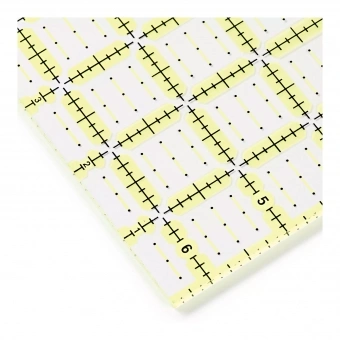 Prym Anti Rutsch Rollschneide Lineal 6.5 X 6.5 Inch 2 Prym Anti Rutsch Rollschneide Lineal 6.5 X 6.5 Inch – Bild 2